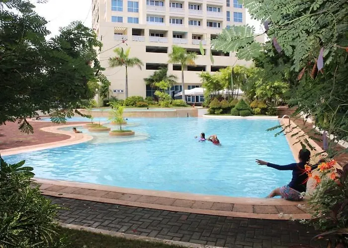 La Mirada Hotel 2*