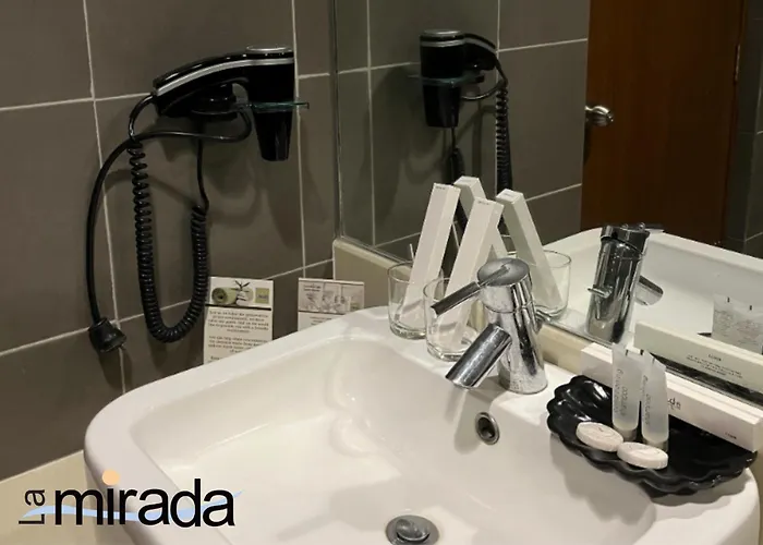 La Mirada Hotel